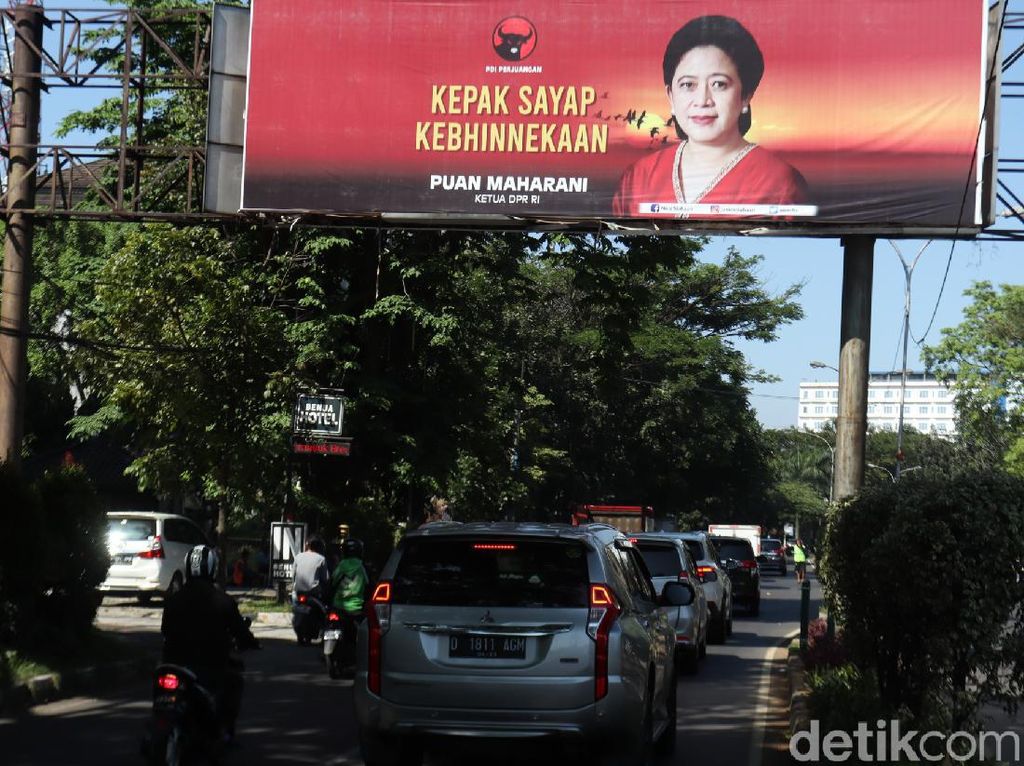 Baliho Puan Juga Mejeng di Bandung, Ketua PDIP Jabar: Kita Ditugaskan