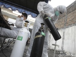 Keran Impor Dibuka, Pemerintah Genjot Pasokan Obat-Oksigen di Luar Jawa