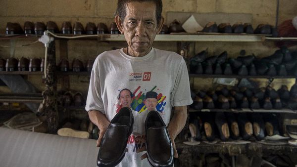 Terimbas PPKM, Industri Sepatu di Cakung Turun Omzet 70 Persen