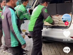 Inspiratif! Setiap Jumat Wanita Ini Bagikan Beras untuk Ojol dan Pemulung