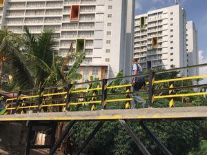 Melihat Jembatan Bambu Reyot di Jakbar yang kini Jadi Beton