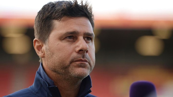Paris Saint-Germains head coach Mauricio Pochettino looks on during the friendly football match between Paris Saint-Germain (PSG) and Union Sportive dOrleans (USO) at the La Source Stadium in Orleans, central France, on July 24, 2021. (Photo by GUILLAUME SOUVANT / AFP)