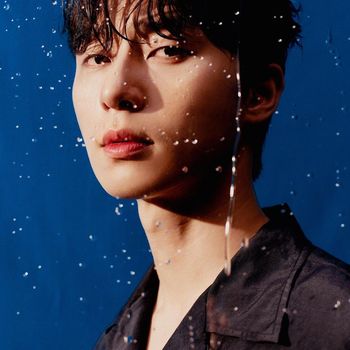 Park Seo Joon saat pemotretan (foto: instagram.com/bn_sj2013)