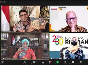 Buku Batik Tulis Lasem Diluncurkan, Ini Harapan Sandiaga Uno