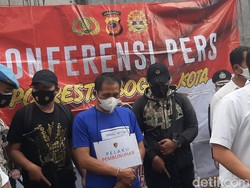 Pelaku Pembacokan Ibu Penjual Kopi hingga Tewas di Bogor Ditangkap