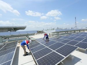 Turunkan Emisi, Pertamina Targetkan Pasang PLTS Kapasitas Total 500 MW