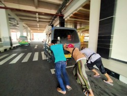 Jerit Hati Sopir Angkot Jika PPKM Diperpanjang, Parah dan Ngenes