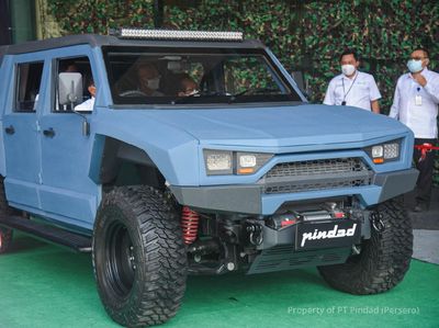Mengintip Ketangguhan MV2 4x4, Rantis Tempur Terbaru Pindad