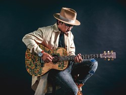 Berangkat dari Pandemi, Sandy Canester Tulis Doa dalam Lagu