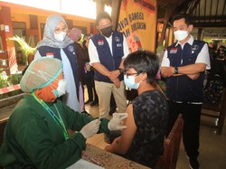 Vaksinasi Efektif Tekan Penularan-Cegah Dampak Buruk COVID-19 di Banyuwangi