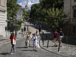 Protes Warga Prancis soal Wajib Kartu Vaksin saat Berpergian