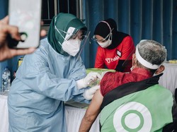 Ratusan Ribu Driver Gojek di 74 Kota Divaksin, Masyarakat Makin Aman