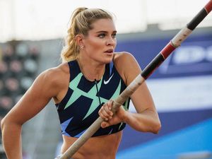 Atlet Lompat Galah Viral di Olimpiade 2024 Punya Akun Onlyfans, Ini Katanya Atlet Lompat Galah Viral di Olimpiade 2024 Punya Akun Onlyfans, Ini Katanya