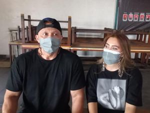 Perjalanan Spiritual Bang Tigor: Keluar Islam Kini Balik Lagi Perjalanan Spiritual Bang Tigor: Keluar Islam Kini Balik Lagi