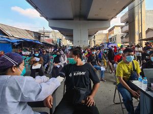 Anies Sebut 4 Juta Warga Lagi Harus Divaksin agar DKI Capai Herd Immunity