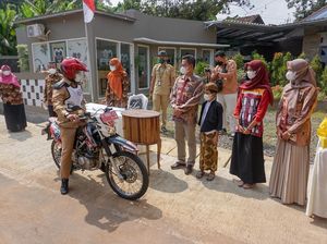 Hajatan Drive-Thru Jadi Andalan Kondangan di Saat Pandemi Hajatan Drive-Thru Jadi Andalan Kondangan di Saat Pandemi