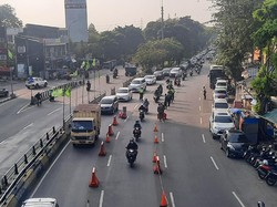 PPKM Level 4 Lanjut, Tak Ada Pemeriksaan STRP di Penyekatan Basura Jaktim