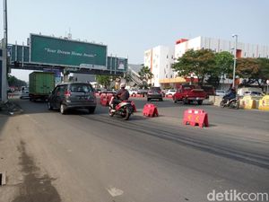 Tak Ada Penjagaan di Titik Penyekatan Serpong Tangsel, Lalin Lancar