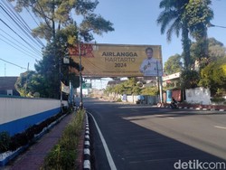 Baliho Airlangga Hartarto 2024 Hiasi Cianjur, Ini Kata Kader Golkar