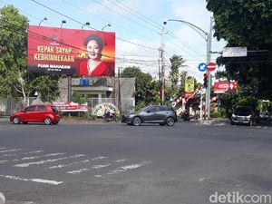 Marak Baliho Puan: Ganjar-FX Rudy Merespons, Biro Iklan Panen Pesanan Marak Baliho Puan: Ganjar-FX Rudy Merespons, Biro Iklan Panen Pesanan
