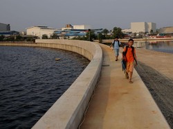 Pemerintah Siapkan Aturan buat Proyek Tanggul Laut Raksasa