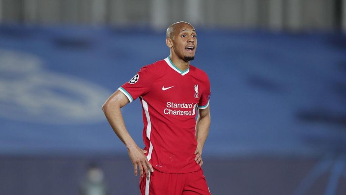 MADRID, SPAIN - APRIL 06: Fábio Henrique Tavares alias Fabinho of Liverpool FC reacts during the UEFA Champions League Quarter Final match between Real Madrid and Liverpool FC at Estadio Alfredo Di Stefano on April 06, 2021 in Madrid, Spain. Sporting stadiums around Spain remain under strict restrictions due to the Coronavirus Pandemic as Government social distancing laws prohibit fans inside venues resulting in games being played behind closed doors. (Photo by Gonzalo Arroyo Moreno/Getty Images)