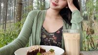 Momen Seru Glenca Chysara Ikatan Cinta Makan Pancake dan Pasta Lezat