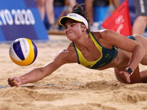 Disoroti Warga +62 Gara-gara Bikini, Ini Loh Manfaat Main Voli Pantai Disoroti Warga +62 Gara-gara Bikini, Ini Loh Manfaat Main Voli Pantai