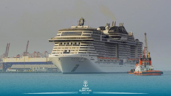 Ini Foto Kapal Pesiar Super yang Berlayar Perdana dari Saudi