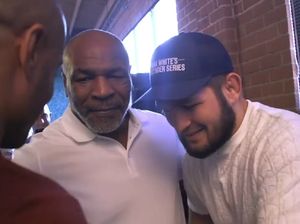 Mike Tyson Ketemu Khabib Nurmagomedov: Assalamualaikum, Saudaraku