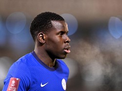 Gara-gara Video Ini, Fans Chelsea Tak Rela Kurt Zouma Dijual