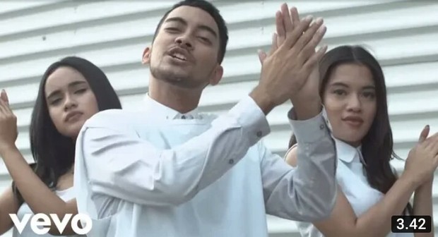 Official Music Video Bahagia-GAC (Gamaliel. Audrey, Cantika)