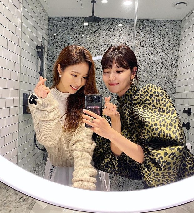 Potret Choi Sooyoung dan Shin Se Kyung (foto: instagram.com/sooyoungchoi) Potret Choi Sooyoung dan Shin Se Kyung (foto: instagram.com/sooyoungchoi)
