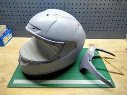 Airbrush vs Water Decal, Mana yang Lebih Baik Untuk Repaint Helm?