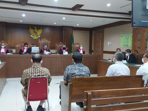 Terbukti Terima Suap, Eks Dirut BTN Divonis 3 Tahun Penjara Terbukti Terima Suap, Eks Dirut BTN Divonis 3 Tahun Penjara
