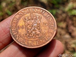 Disparbud Kaji Koin Kuno yang Ditemukan Warga di Bandung Barat