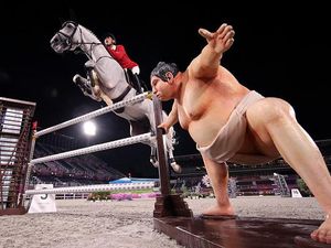 Wujud Patung Pesumo yang Bikin Kuda di Olimpiade Tokyo Gagal Fokus