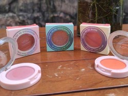 Y.O.U Colorland Focus On Me, Makeup 24H yang Bikin Kamu Pangling