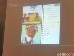 Jersey Mat Halil yang Dilelang Bonek untuk Aksi Kemanusiaan Laku Rp 130 Juta