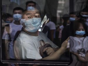 China Pasok 1 Miliar Vaksin Corona untuk Dunia Tapi Kesulitan Suntik Warganya China Pasok 1 Miliar Vaksin Corona untuk Dunia Tapi Kesulitan Suntik Warganya