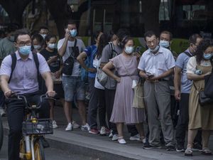 20 Pejabat China Dihukum karena Lalai Soal Penyebaran Varian Delta