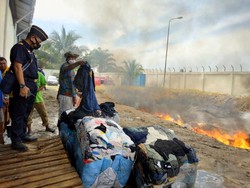 Bea Cukai Teluk Nibung Musnahkan Pakaian Bekas Impor Senilai Rp 4,7 M