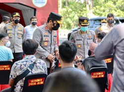 Wujudkan Herd Immunity di Jatim, 7.538 Orang Telah Divaksin di Taman Bungkul