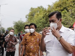 Luhut: Pemerintah Terus Perbaiki Diri karena Sadar Kurang Siap Tangani COVID