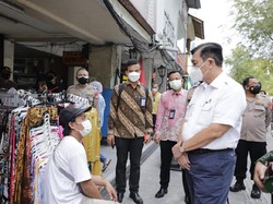 Luhut Minta Wisatawan yang Mau ke Malioboro Siapkan Kartu Vaksin