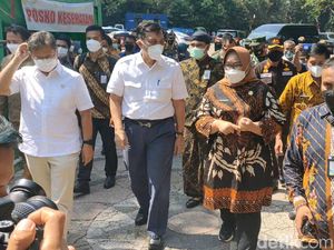 Luhut: Bulan Agustus Vaksinasi 72 Juta Penduduk Indonesia