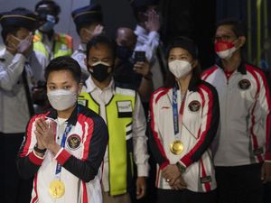 Duit Rp 5 M hingga Rumah, Bonus Greysia/Apriyani Disorot Media Asing Duit Rp 5 M hingga Rumah, Bonus Greysia/Apriyani Disorot Media Asing