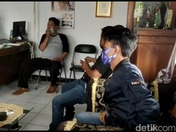 Bansos Puluhan Warga di Tasik Dipotong Rp 100 Ribu, Kades Buka Suara