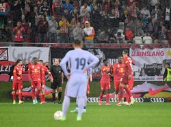 Barca Dikalahkan Salzburg, Koeman Cuma Tak Suka Hasilnya