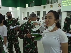 Canda Wanita Bikin Mantan Menyesal dengan Daftar Jadi Tentara